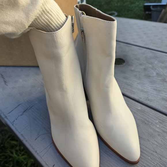 Dolce Vita Shoes Dolce Vita Cream Ankle Boots Poshmark — free download